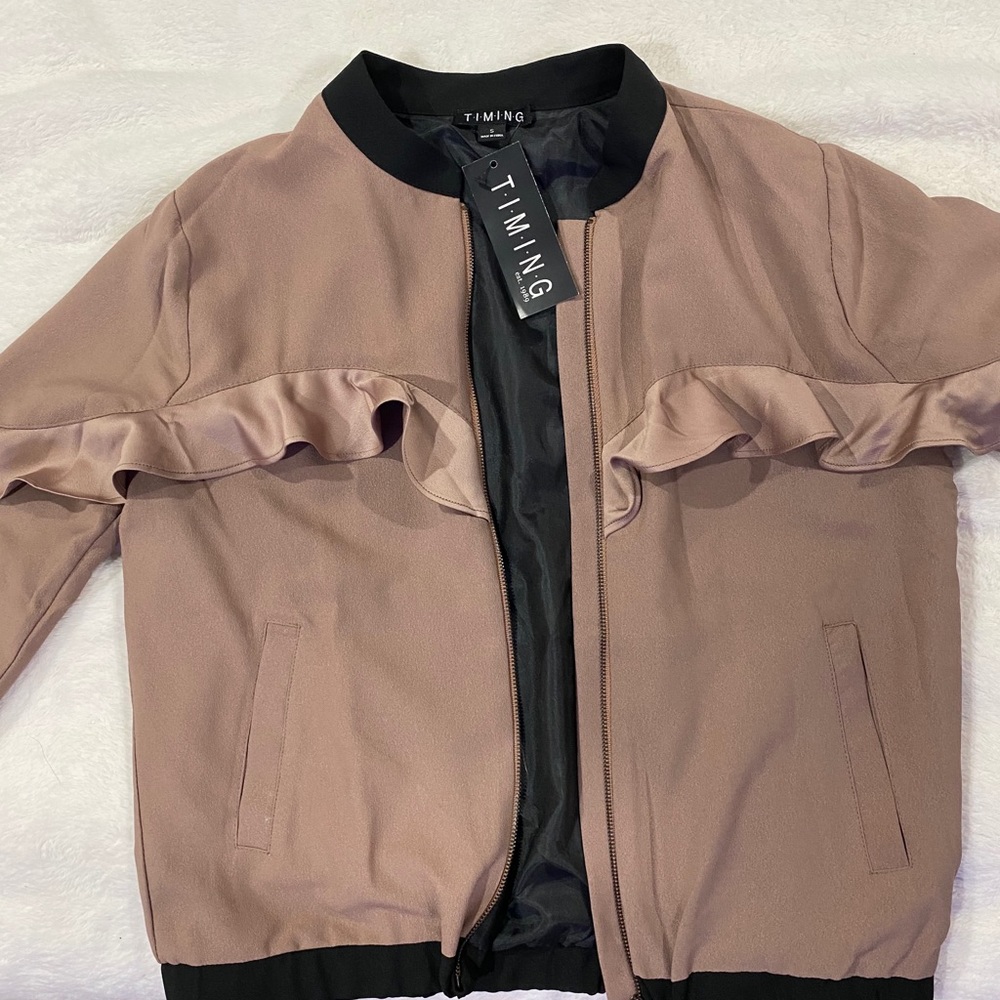 Jacket - Picture 3 of 6